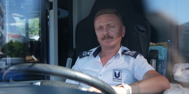 OTOBÜSTE FENALAŞAN YOLCU İÇİN GÜZERGAHINI DEĞİŞTİREN ŞOFÖR O ANLARI ANLATTI BÜYÜKŞEHİR BELEDİYESİ ŞOFÖRÜ ERHAN KAŞ: "TAŞIDIĞIMIZ YOLCULARIN CAN GÜVENLİĞİ BİZİM İÇİN ÇOK ÖNEMLİ"