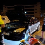 OTOMOBİLDE YILAN ALARMI: MERAKLI GÖZLER ARASINDA DAKİKALARCA OTOMOBİLDE YILAN ARADILAR