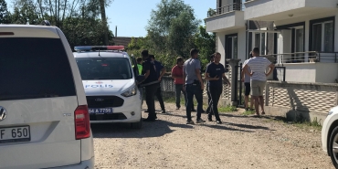 APARTMAN İÇİNDE ÇIKAN TARTIŞMADAKİ SİLAH SESLERİ PANİK OLUŞTURDU: 1 GÖZALTI