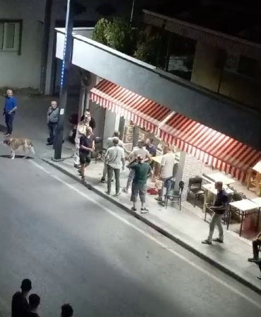 KAHVEHANEDE ÇIKAN TARTIŞMA KANLI BİTTİ: ÇOCUKLUK ARKADAŞINI VURDU