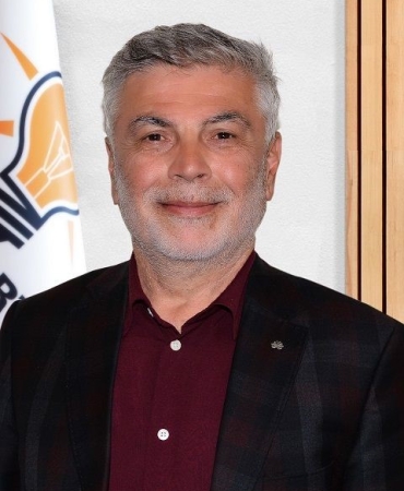 AK PARTİ SAKARYA İL BAŞKAN YARDIMCISI, YORGUN MERMİNİN İSABET ETMESİYLE YARALANDI