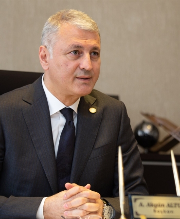 Başkan Altuğ'