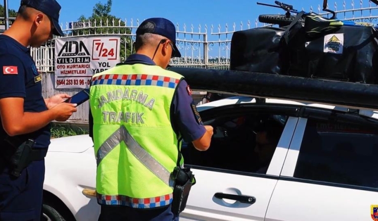 3 bin 687 Jandarma ve polis, yeni yıla girerken kuş uçurtmayacak