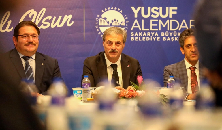 Eğitim camiamızın her bir neferi ülkemizin geleceğinin mimarıdır