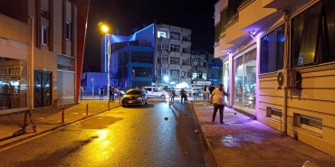 ALKOLLÜ EĞLENCE MEKANINDA SİLAHLI KAVGA: 2 YARALI