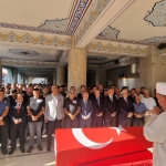 GÖREVİ ESNASINDA KALP KRİZİ GEÇİREN POLİS MEMURU SON YOLCULUĞUNA UĞURLANDI