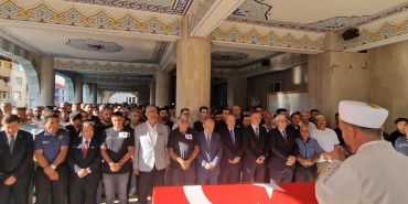 GÖREVİ ESNASINDA KALP KRİZİ GEÇİREN POLİS MEMURU SON YOLCULUĞUNA UĞURLANDI