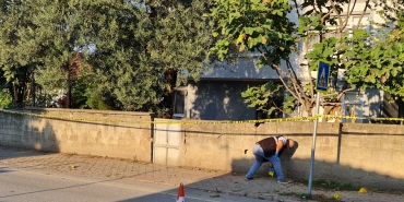 ÖNCE BACAĞINA SONRA KAFASINA SIKTI: DEHŞET ANLARI KAMERADA SAKARYA'DA KAN DONDURAN CİNAYET GÖRÜNTÜSÜ: GÖZÜNÜN İÇİNE BAKA BAKA ÖLDÜRMÜŞ
