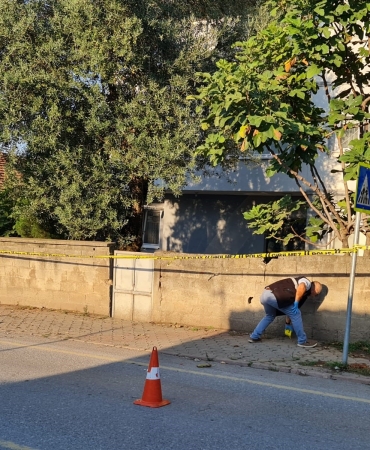 ÖNCE BACAĞINA SONRA KAFASINA SIKTI: DEHŞET ANLARI KAMERADA SAKARYA'DA KAN DONDURAN CİNAYET GÖRÜNTÜSÜ: GÖZÜNÜN İÇİNE BAKA BAKA ÖLDÜRMÜŞ