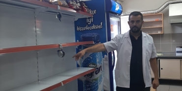 MOBBİNG UYGULANDIĞINI İDDİA EDEN KANTİNCİDEN SIRA DIŞI TEPKİ OKULDAKİ KANTİNİN RAFLARINA TAMAMEN BOŞALTTI