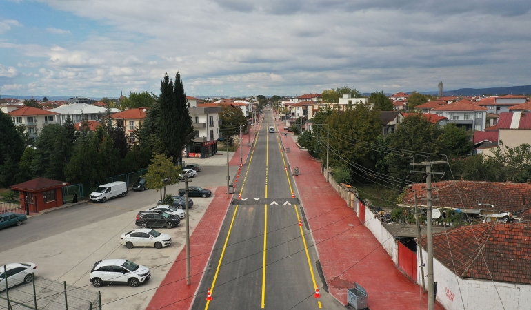 Sil baştan yenilenen Küpçüler Caddesi’ne renk katan son dokunuş