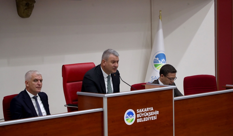 Sakarya’nın yeni yatırımlarına meclis onayı: Ulaşıma 5 yeni metrobüs geliyor