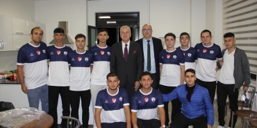 8ffc728c-f4b4-4329-8776-10d2d86e56d3