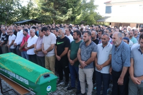 OBA MAKARNA'DAKİ PATLAMADA HAYATINI KAYBEDEN İŞÇİ SON YOLCULUĞUNA UĞURLANDI KARDEŞLERİNDEN BİRİ SUDA BOĞULARAK HAYATINI KAYBETMİŞ
