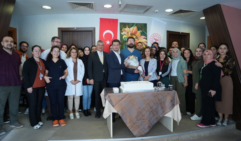 Kavgayı ayırmak isterken kendisine saldıran 4 kişiyi silahla vurmuştu, yakalandı