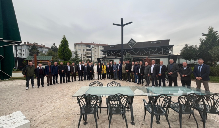 BAŞKAN DİNÇ MUHTARLAR İLE BİR ARAYA GELDİ