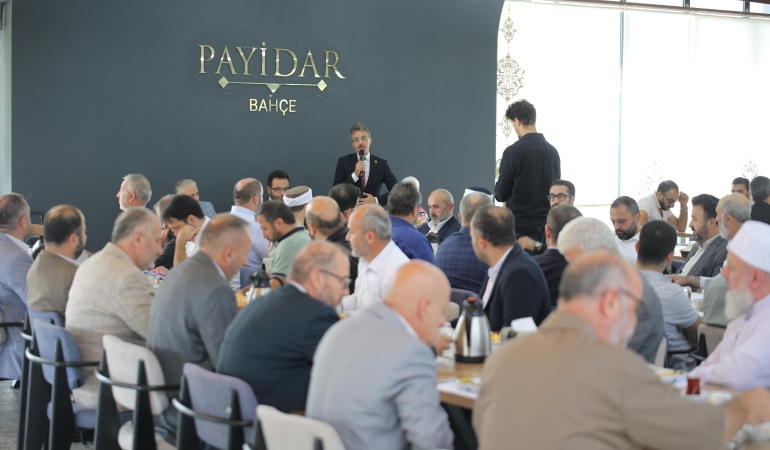 BAŞKAN ŞENOL DİNÇ DİN GÖREVLİLERİ İLE BİR ARAYA GELDİ