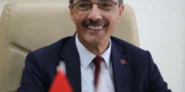 Erenler Belediye Başkanı Şenol Dinç