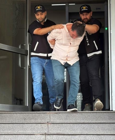 Sakaryaspor'un eski başkanına tokat atıp kayda almışlardı, iddianame