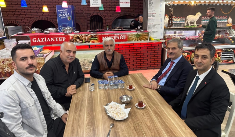 Sakarya Büyükşehir Belediye Başkanı Yusuf Alemdar’dan Mehmet Durak’a taziye ziyareti