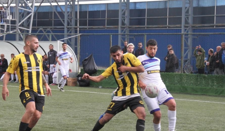 Süper Amatör kümede  A grubunda  Serdivan ,B grubunda Aziziye son haftaya lider girdiler