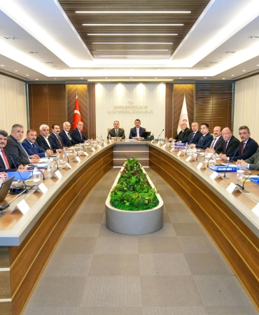thumbnail_BAŞKAN ŞENOL DİNÇ BAKAN MURAT KURUM İLE GÖRÜŞTÜ (1)
