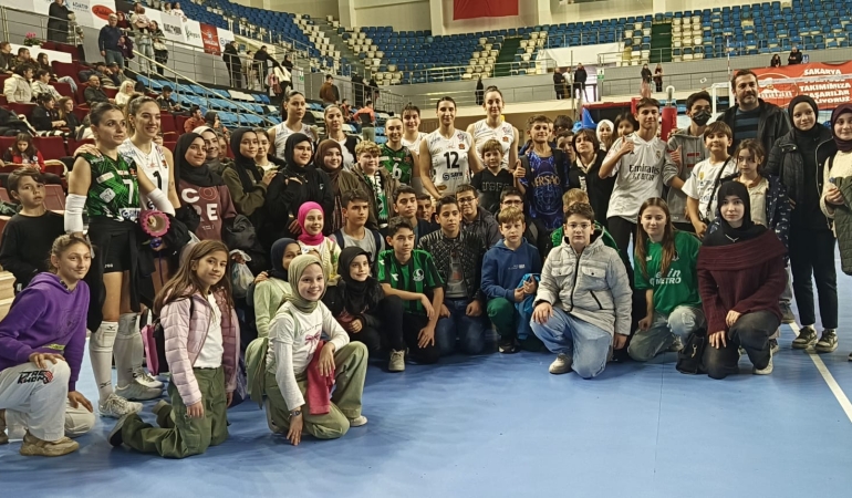 Minik Yüreklerin Büyük Desteği