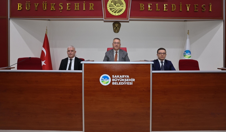 Büyükşehir Kasım Meclisi toplandı: “Türkiye Yüzyılı’nın Sakarya’sını gayret ve samimiyetle inşa edelim”