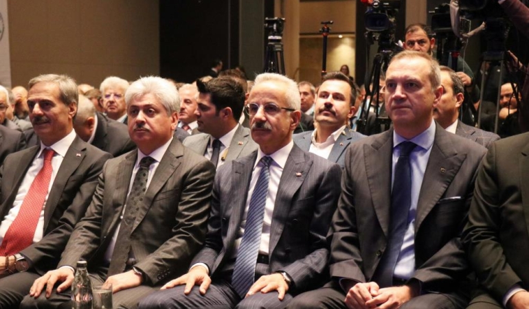 Bakan Uraloğlu: “Ülke savunması için donanmanın rolü neyse, ülke ticareti için de denizcilik sektörünün rolü tam olarak budur”