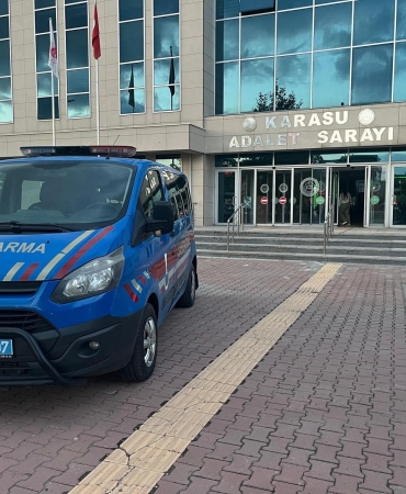 18 AYRI SUÇTAN ARANMASI 42 YIL HAPİS CEZASI VARDI, JANDARMA YAKALADI