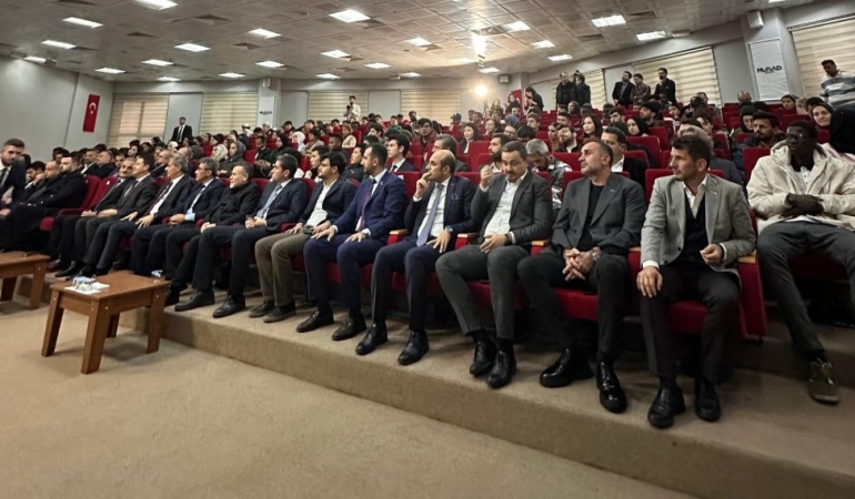 Genç Ticaret Elçileri 8’inci Ödül Programı Sakarya Genç MÜSİAD koordinatörlüğünde gerçekleştirildi
