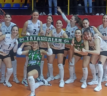 sakarya-voleybol-istanbul-dan-sen-dondu_f2077
