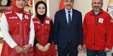 thumbnail_BAŞKAN ŞENOL DİNÇ KIZILAY’I MİSAFİR ETTİ (2)