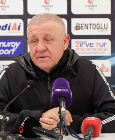 ERZURUMSPOR FK - SAKARYASPOR MAÇININ ARDINDAN SAKARYASPOR TEKNİK DİREKTÖRÜ MESUT BAKKAL: "OYUNUN KONTROLÜ BİZDEYDİ" ERZURUMSPOR FK TEKNİK DİREKTÖRÜ HAKAN KUTLU: "BİZ DE YORULDUK, CAMİAMIZ ARTIK BİR KARAR VERMELİ"