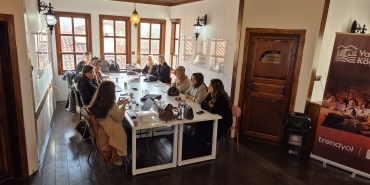 96bc2a9d28114f4b89d5d3cb92b113d3f560cd7cd7734da2ba9f3df3ec693aec