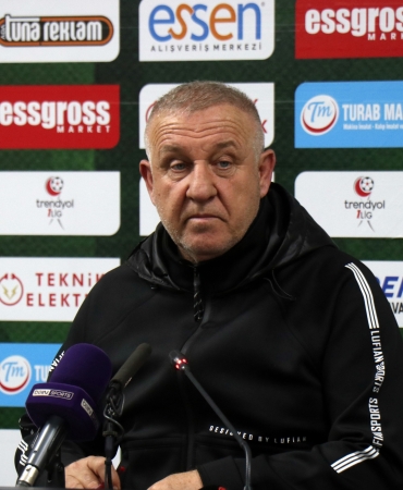 SAKARYASPOR - BOLUSPOR MAÇININ ARDINDAN BOLUSPOR TEKNİK DİREKTÖRÜ UFUK KAHRAMAN: "BEKLENTİMİN ALTINDA BİR MAÇ GEÇTİ TAKIM OLARAK" SAKARYASPOR TEKNİK DİREKTÖRÜ MESUT BAKKAL: "BU GALİBİYET BİZİM İÇİN BİR VİRAJ MAÇIYDI"