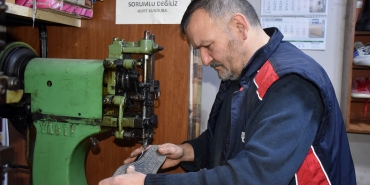 AYAKKABI TAMİRİNE İLGİ ÇOK, ÇIRAK YOK