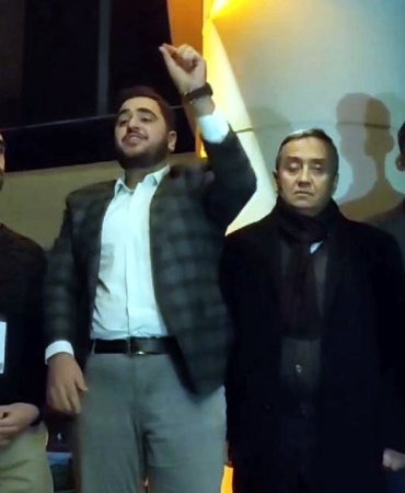 SAKARYA ÜNİVERSİTESİ'NDEKİ İPTALE TEPKİLER ÇIĞ GİBİ BÜYÜYOR 'DOĞU TÜRKİSTAN' PANELİNİ DAKİKALAR KALA GEREKÇE GÖSTERMEDEN İPTAL ETTİLER PANELİN YAPILACAĞI SALONUN IŞIKLARI KAPATILDI, ETKİNLİĞE GELENLER GERİ GÖNDERİLDİ SALONA GİREMEYEN KONUŞMACI VE ÖĞRENCİLER İSYAN ETTİ, YETKİLİLER AĞIZLARINI AÇAMADI