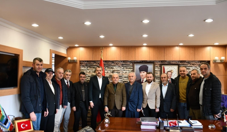 Sakarya Samsunlular Derneği’nden anlamlı eğitim desteği