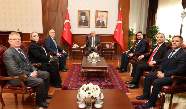 Zafer Partisi’nden Sakarya Valisi Rahmi Doğan’a ziyaret