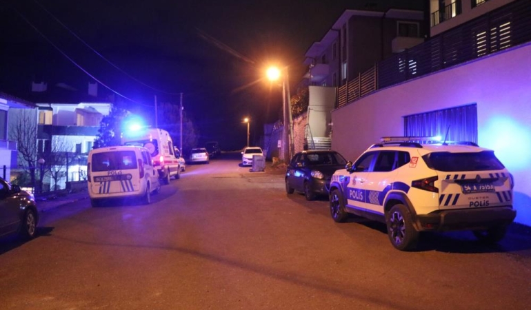 Kendisinden 2 gündür haber alınamayan kadın evinde ölü bulundu