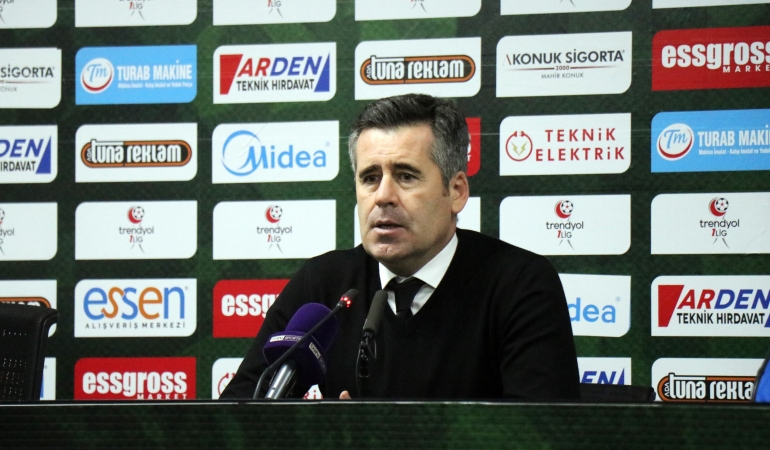 Hüseyin Eroğlu: “Sakaryaspor gibi zor bir deplasmanda puanla döndüğümüz için mutluyum”