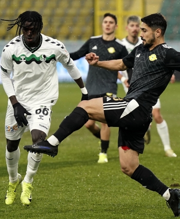 TRENDYOL 1. LİG: ESENLER EROKSPOR: 1 - SAKARYASPOR: 1