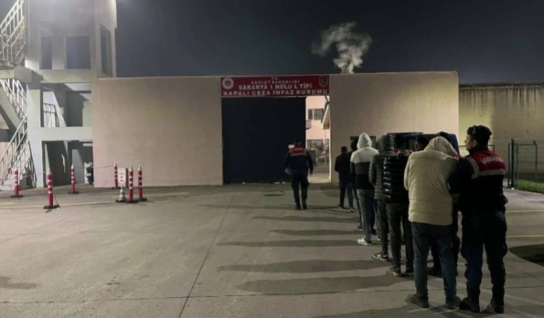 Sakarya’da hayvan hırsızlığı yapan çeteye operasyon: 7 tutuklama