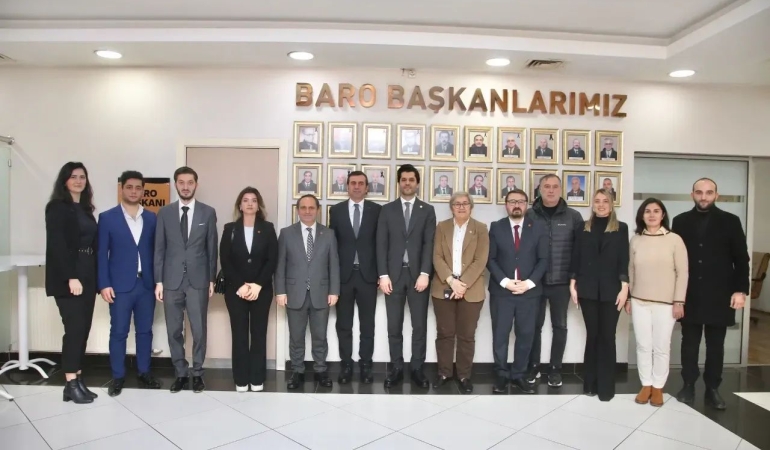 CHP Sakarya Heyeti Sakarya Barosu’nu Ziyaret Etti