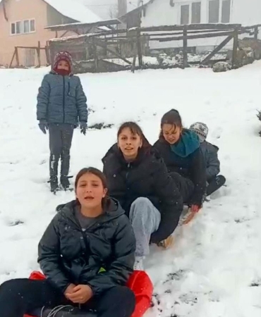 Sakarya'da çocukların görülmeye değer kayak keyfi