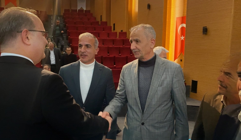 Sakarya Vanlılar Derneği Başkanı Agit Koç, Bakan Yardımcısı Dr. Serdar Çam ile görüştü