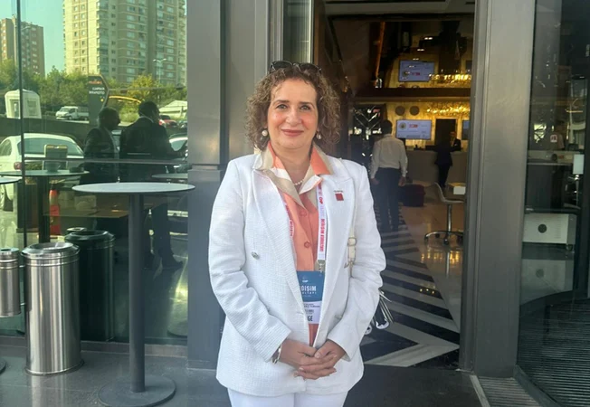 BAŞKAN NALAN YEDEKÇİ’DEN BOLU’DAKİ YANGIN FACİASINA TEPKİ: “CAN KAYIPLARI, HERKESİN YÜREĞİNİ DAĞLIYOR”