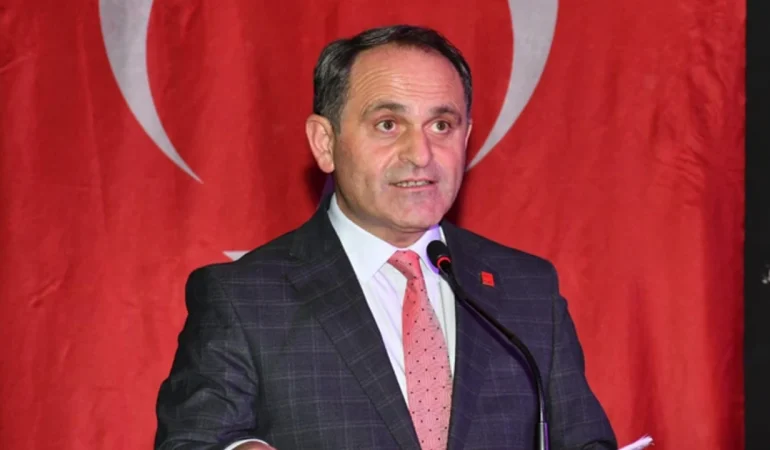 CHP’li Ecevit Keleş: “Tutuklanan Sadece Rıza Akpolat Değil, Vicdanlar da Tutuklanmıştır”