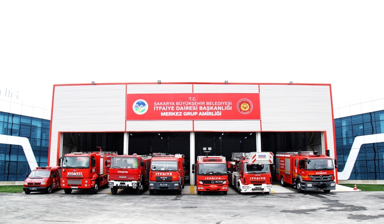 Büyükşehir’in ateş savaşçıları 2024’te yüzlerce cana ‘nefes’ oldu: Her dakika, her saniye teyakkuzda